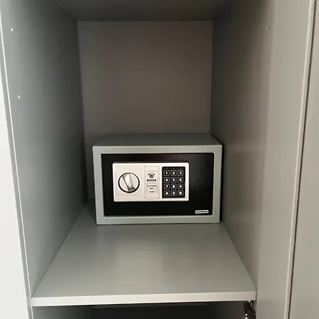 Quarto em Acomodações Particulares Sarcapos Castiadas
